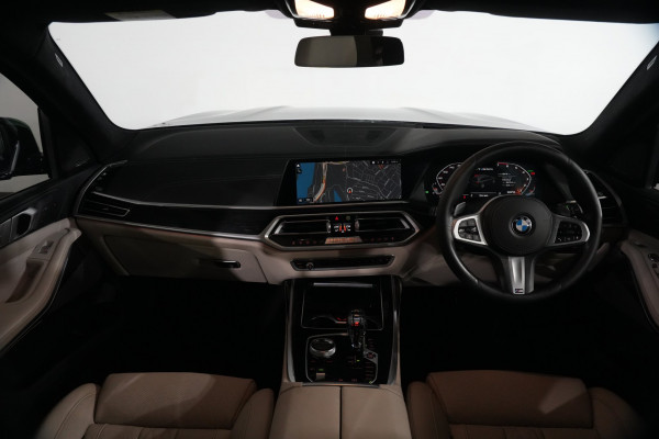 2020 BMW X7 M50i SUV