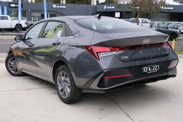 2026 Hyundai i30 CN7.V4 Hybrid Sedan Image 4