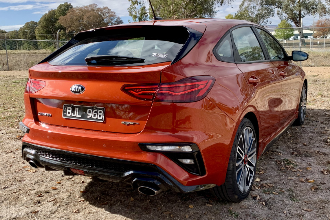 2020 MY1  Kia Cerato BD GT Hatch Image 18