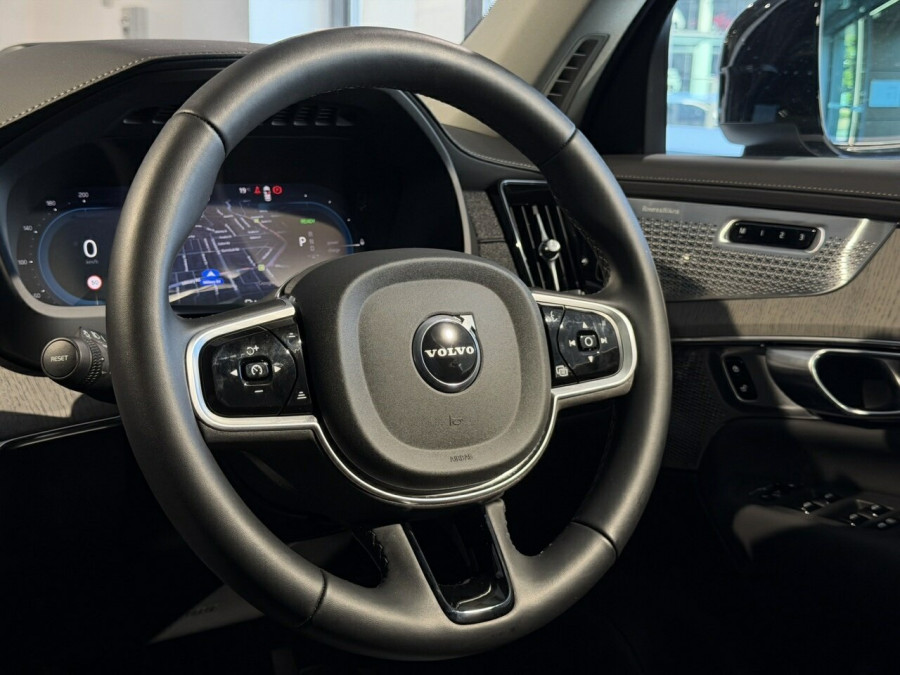 2025 Volvo XC90 L Series Ultra T8 Plug-In Hybrid SUV Image 15