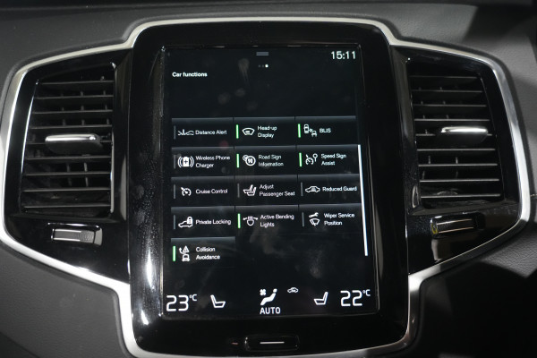 2021 Volvo XC90 L Series T8 Recharge SUV image 25