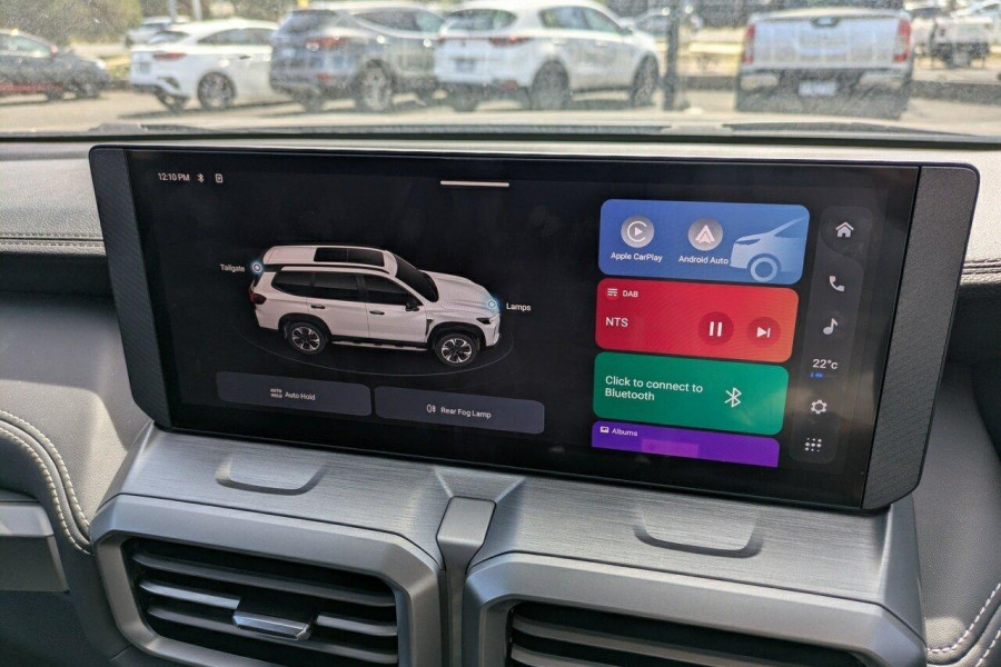 2024 MY25 LDV D90 SV9A Executive SUV Image 21