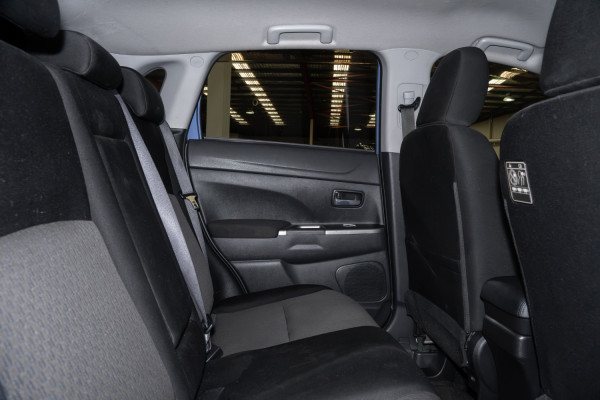 2018 Mitsubishi ASX XC LS SUV image 9