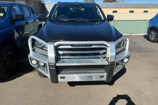 2021 Isuzu MU-X RJ LS-U SUV Image 2