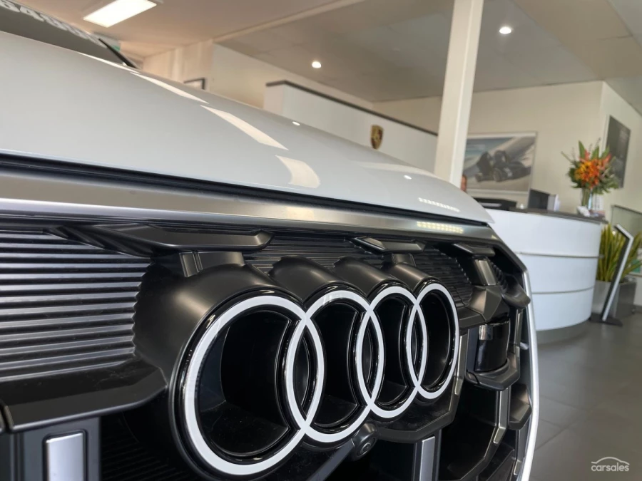 2026 Audi SQ7 TFSI Wagon Image 9