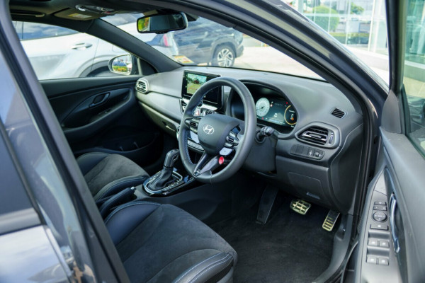 2026 Hyundai i30 N  PDe.V6 Premium with Sunroof Hatch Image 16