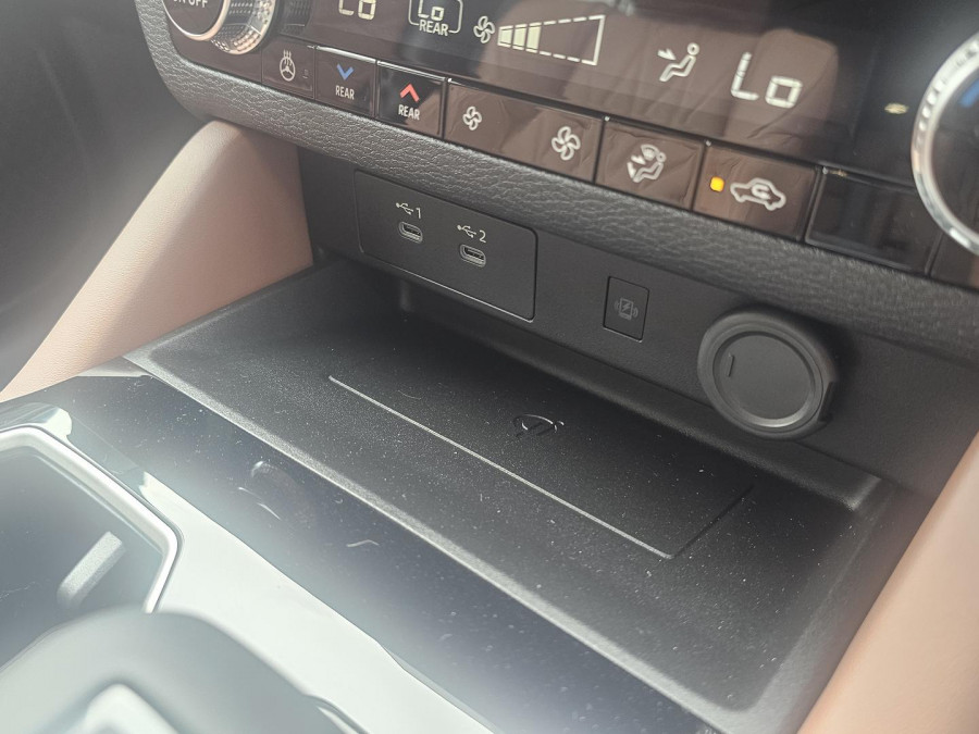 2026 Mitsubishi Outlander ZM Exceed Tourer SUV Image 33