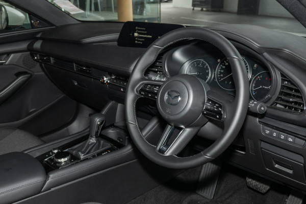2025 Mazda 3 BP Series G20 Evolve Hatch Image 6