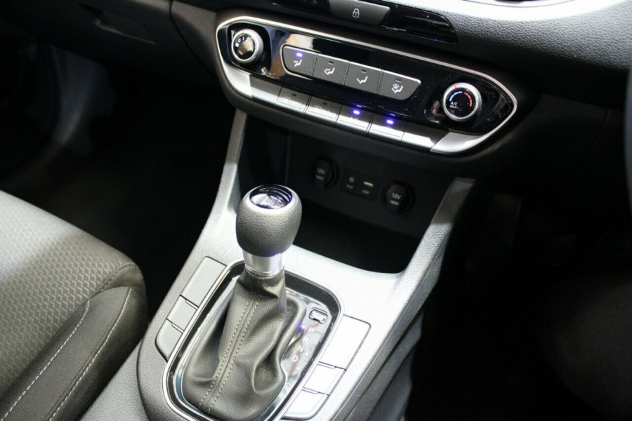 2018 Hyundai i30 PD Active Hatch Image 29