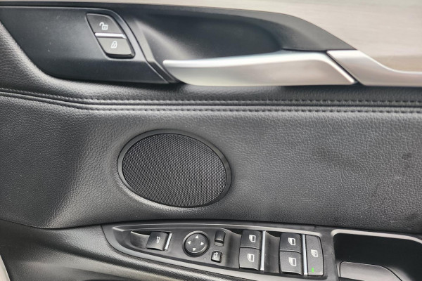 2016 BMW X5 F15 sDrive25d SUV Image 10