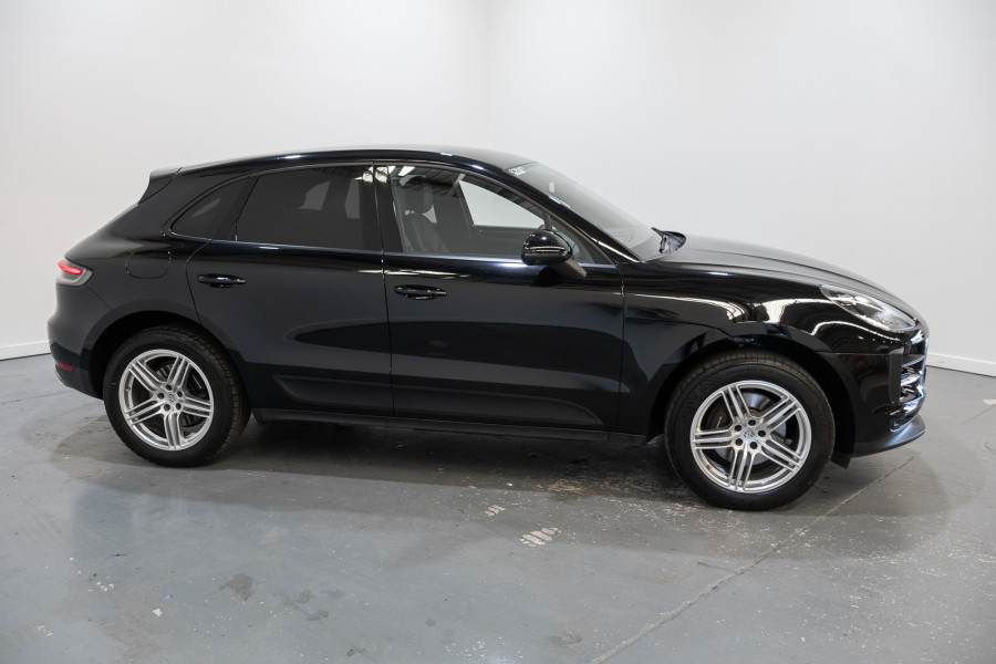 2020 Porsche Macan SUV Image 6