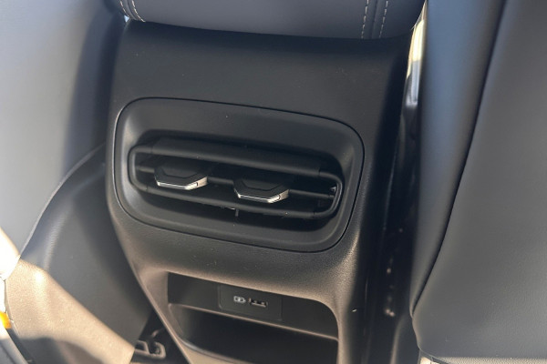 2026 Geely EX2 E22H Complete Hatch Image 10