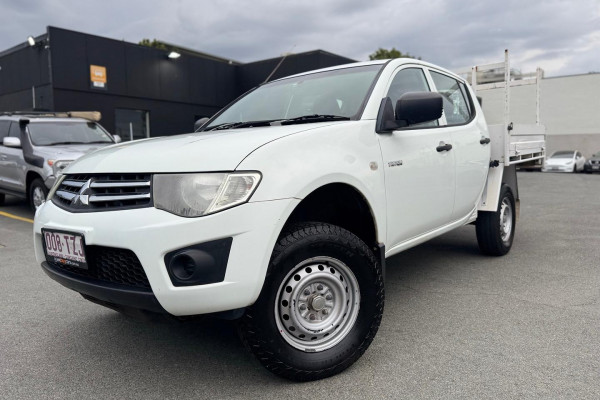 2011 Mitsubishi Triton MN GLX Ute Image 1