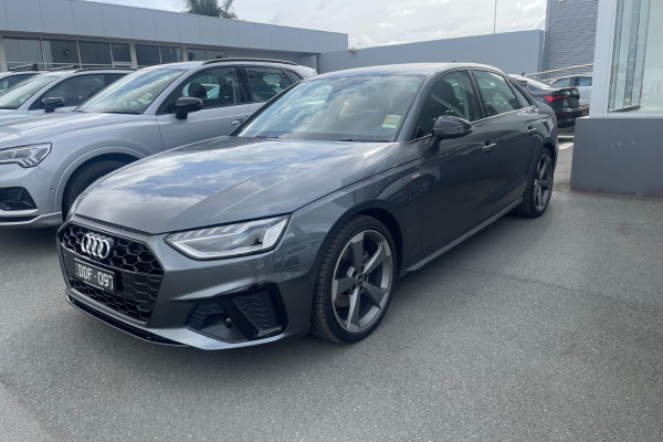 2024 Audi A4 B9 35 TFSI S line Sedan