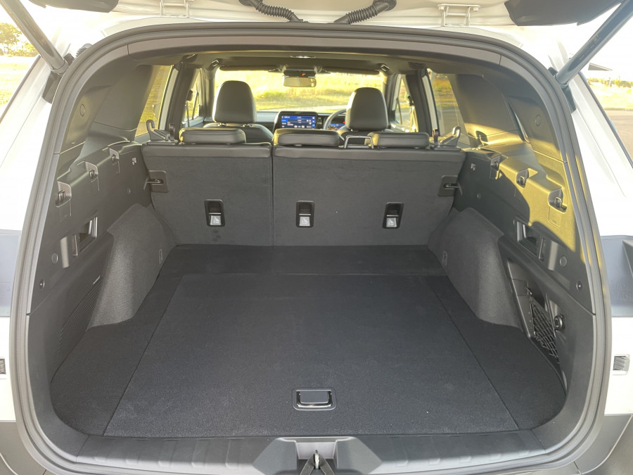 2026 Subaru Outback  7GEN AWD Premium Special Edition SUV Image 9