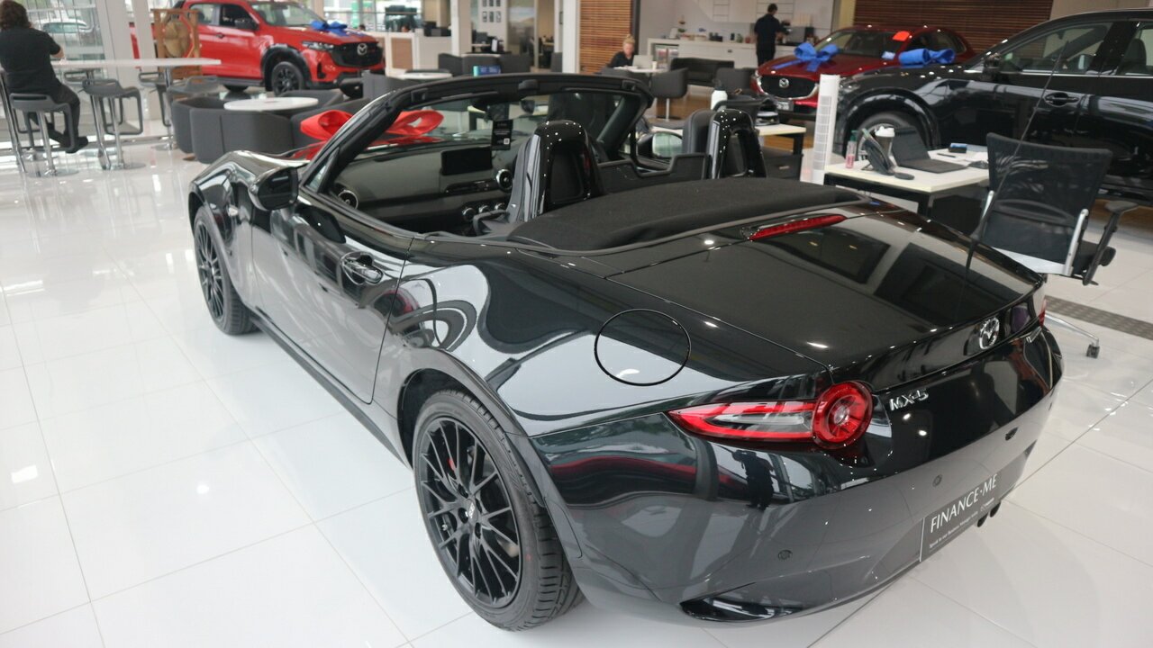 2024 Mazda MX-5 ND G20 GT RS Convertible Image 3