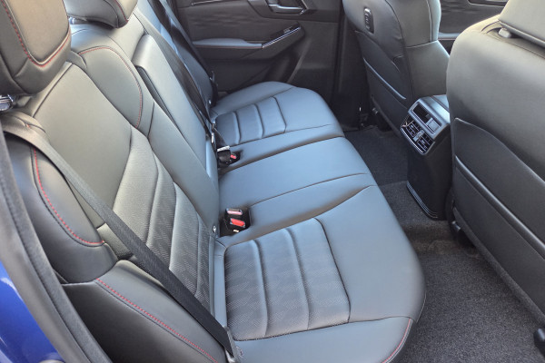 2026 Isuzu D-MAX RG X-TERRAIN Ute Image 11