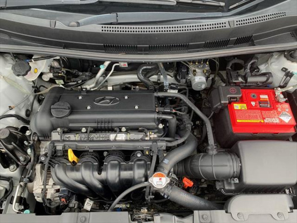 2013 MY15 Hyundai Accent RB2  Active Sedan