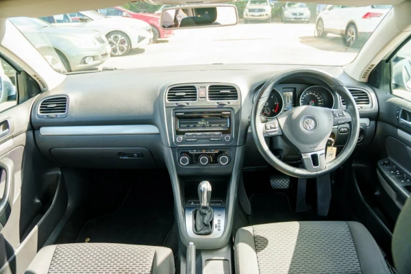 2013 MY13.5 Volkswagen Golf VI 77TDI Trendline Wagon Image 15