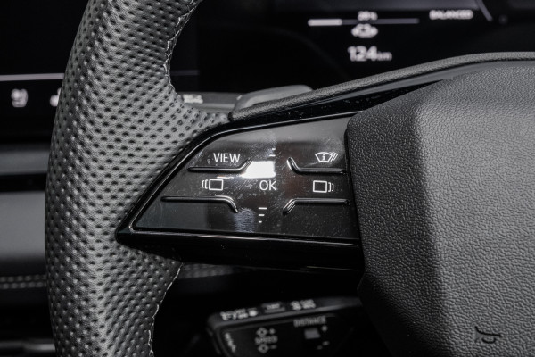 2025 Audi Q6 e-tron GF  SUV image 11