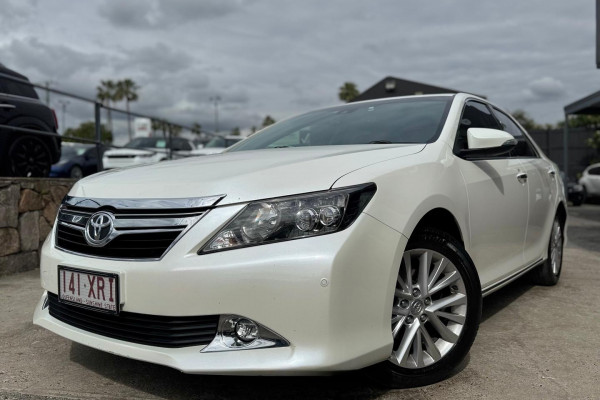 2017 Toyota Aurion GSV50R Presara Sedan Image 2