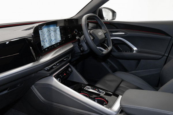 2026 Audi Q5 e-hybrid 270kW SUV