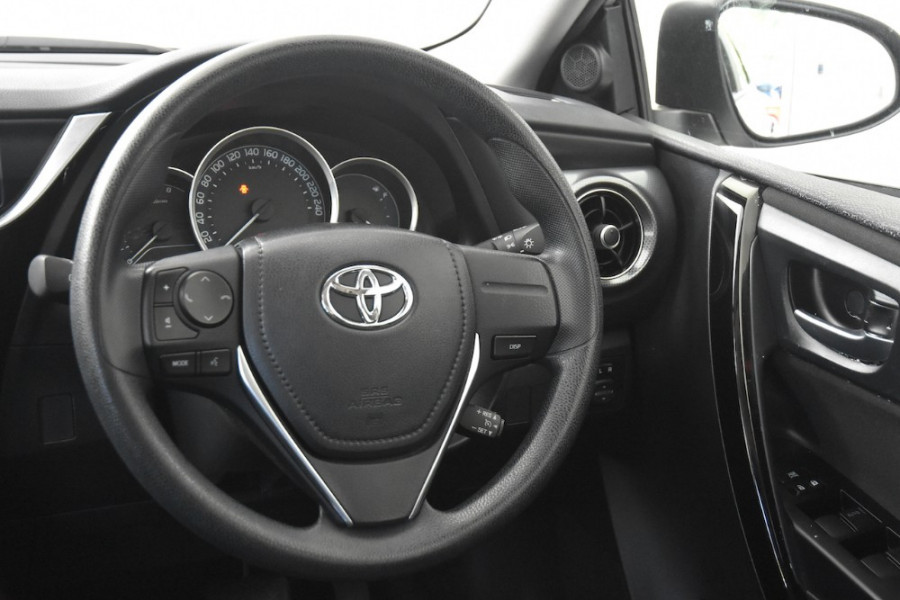 2016 Toyota Corolla ZRE182R Ascent Hatchback Image 9