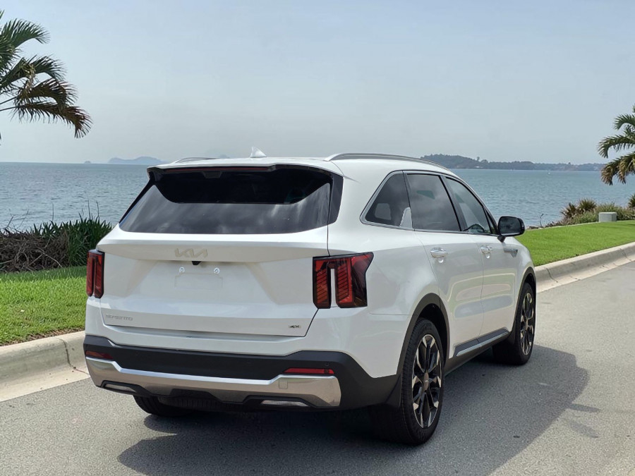 2026 Kia Sorento MQ4 PE GT-Line SUV Image 4