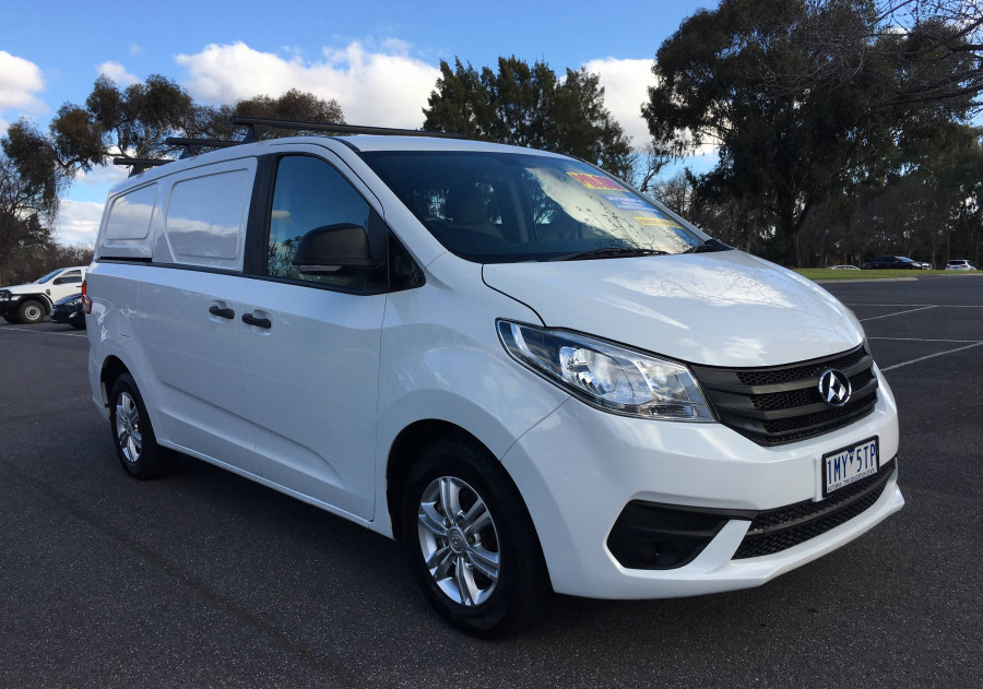 2018 [THIS VEHICLE IS SOLD] Plaza Auto Sales