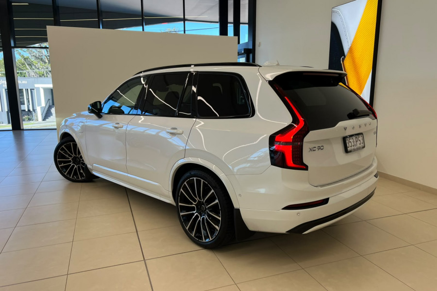 2025 MY26 Volvo XC90 L Series Ultra T8 Plug-in Hybrid Dark SUV