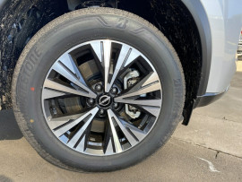 2025 Nissan X-Trail T33 ST-L e-POWER SUV image 11