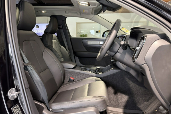 2026 Volvo XC40 XZ Plus B4 SUV Image 12