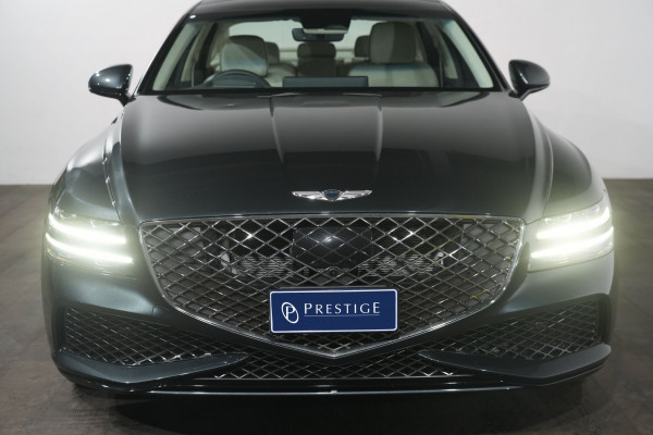 2023 Genesis G80 3.5t Awd Lux Sedan Image 3