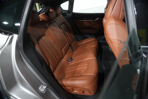 2022 Maserati Levante Modena SUV image 31