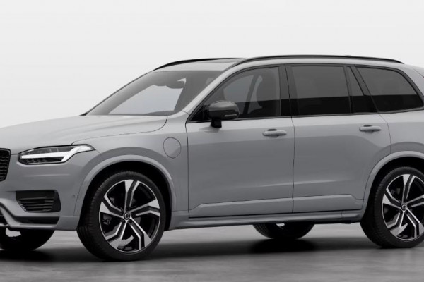 2024 Volvo XC90  Recharge Ultimate T8 Plug-In Hybrid SUV