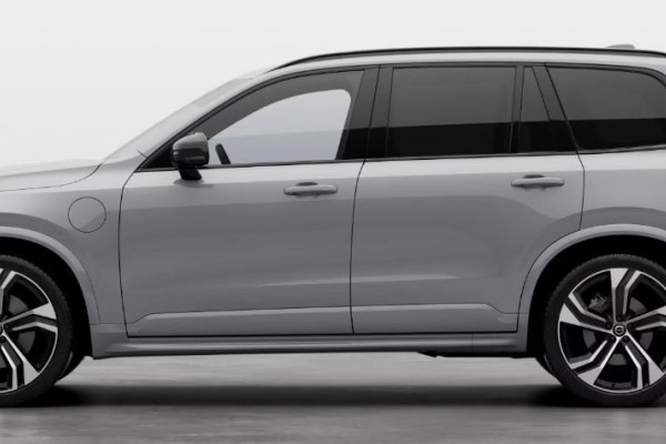 2024 Volvo XC90  Recharge Ultimate T8 Plug-In Hybrid SUV Image 6