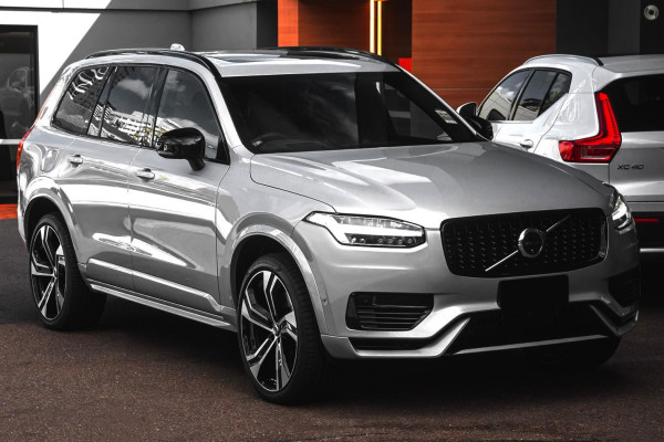 2024 Volvo XC90  Recharge Ultimate T8 Plug-In Hybrid SUV Image 5