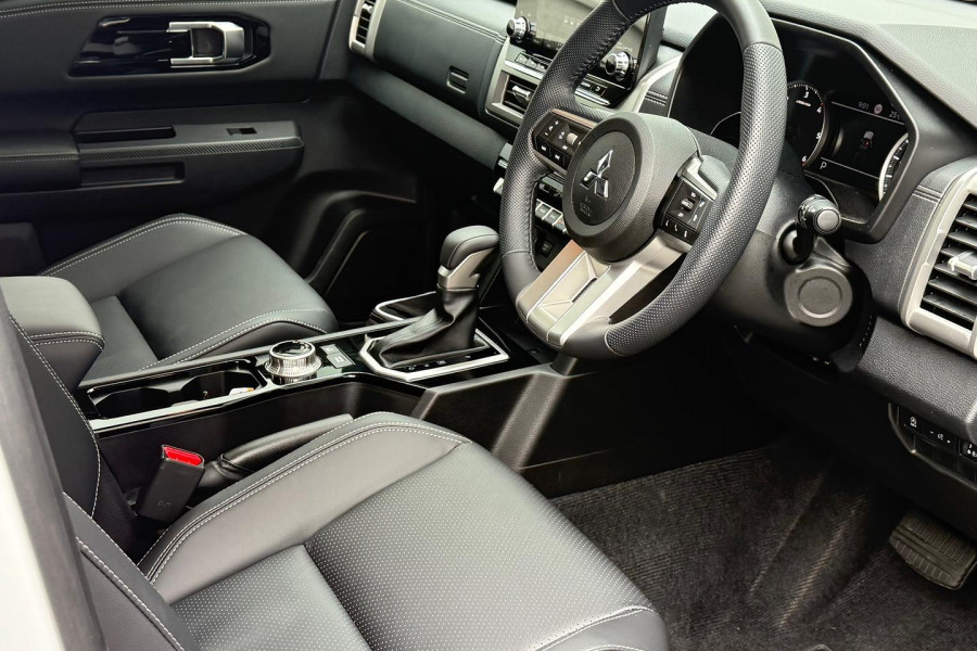 2024 Mitsubishi Triton MV GLS Ute Image 6