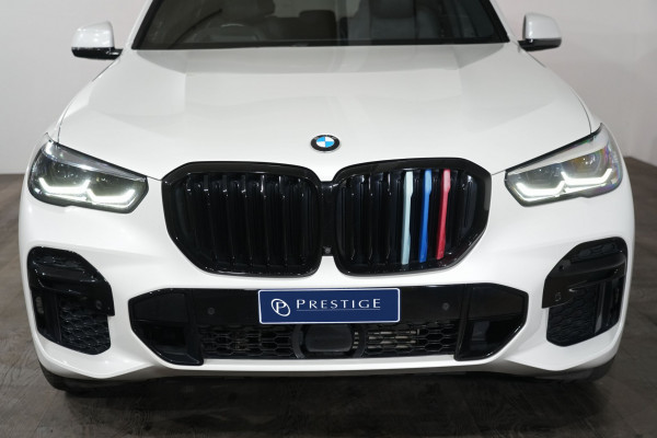 2022 BMW X5 xDrive30d SUV Image 3