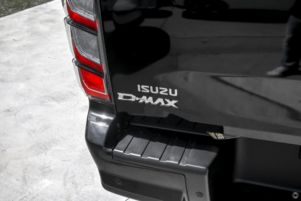 2026 MY25.5 Isuzu D-MAX RG X-TERRAIN Ute Image 6