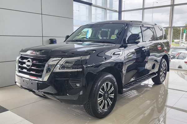 2026 Nissan Patrol Y62 Ti SUV Image 3