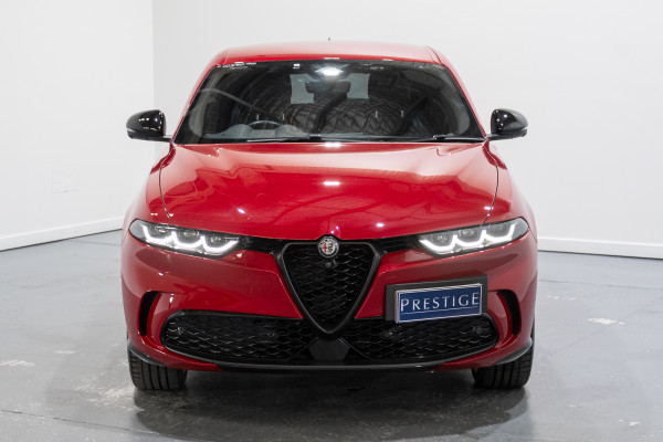 2023 Alfa Romeo Tonale Veloce SUV Image 8