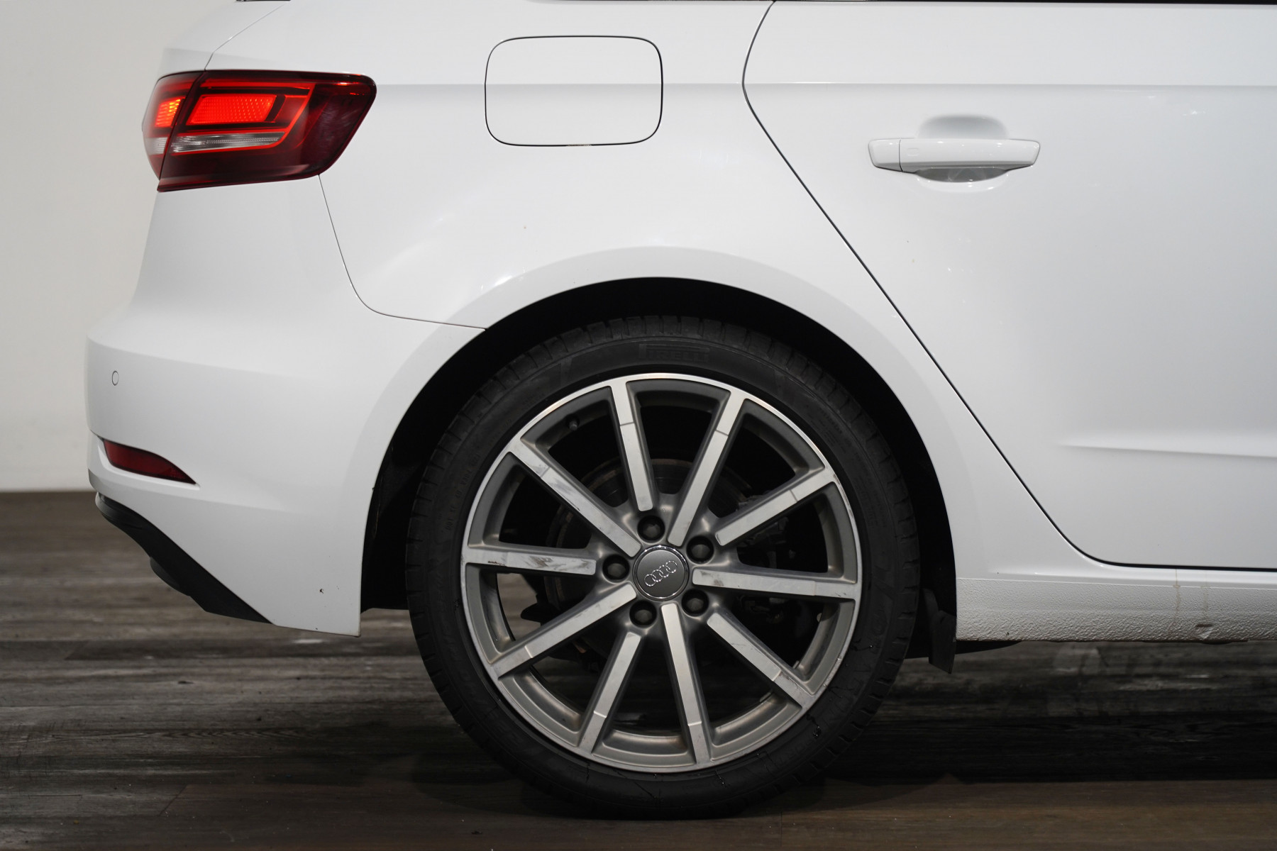 2018 Audi A3 2.0 Tfsi Sportback Black Edit Hatch Image 6