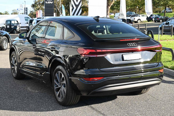 2025 Audi Q6 e-tron GF  SUV image 7