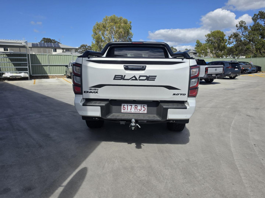 2025 MY24 Isuzu D-MAX RG BLADE Ute Image 14