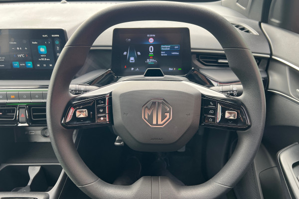2025 MY25.5 MG MG3 ZP22 Excite Hybrid+ Hatch Image 18