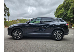 2025 MG HS AS33 Essence SUV