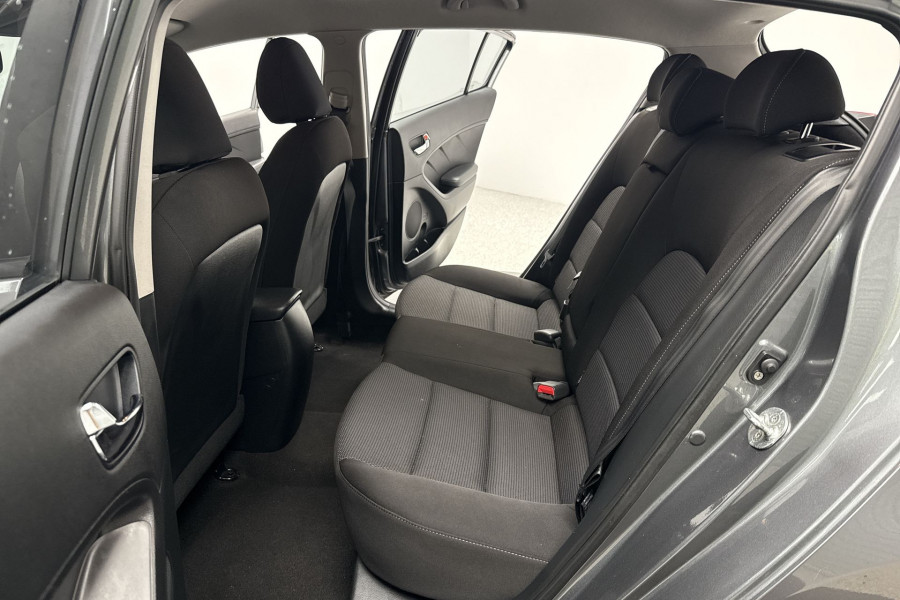 2018 Kia Cerato YD Sport Hatch Image 14