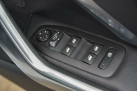 2017 MY18 Peugeot 208 A9 MY18 Allure Hatch image 7