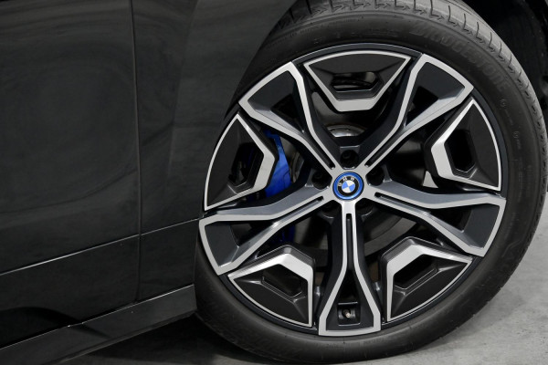 2023 BMW iX I20 xDrive40 Sport SUV image 27